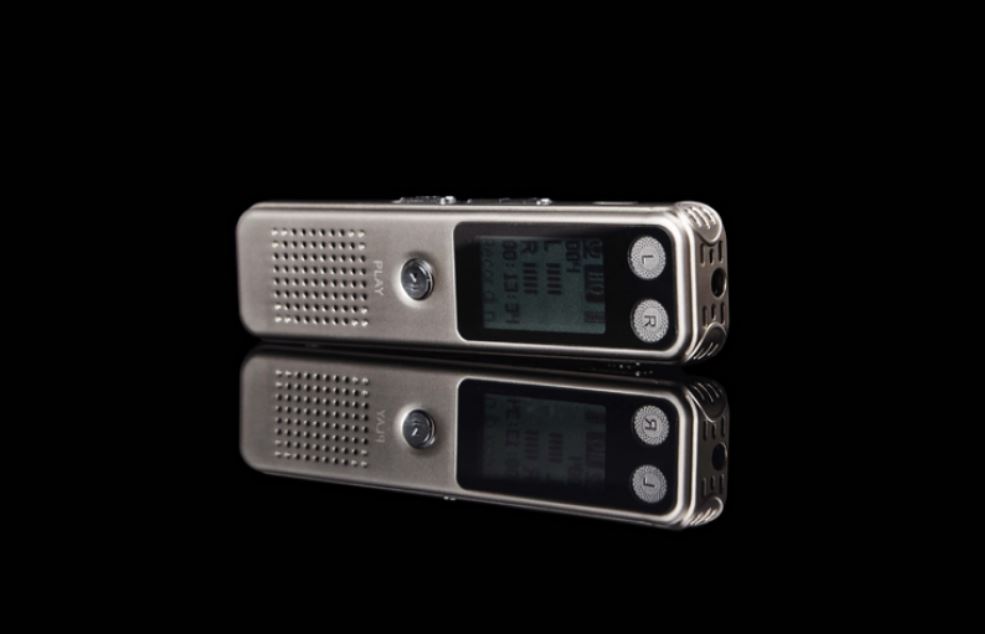 Máy ghi âm chuyên nghiệp DV-400 8GB lọc âm tốt, âm thanh rõ nét